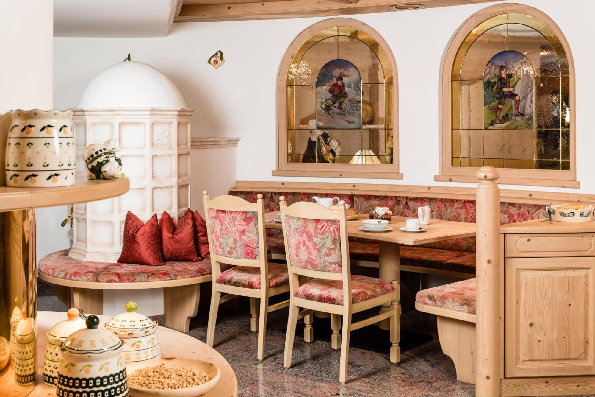 Apartments Villa Gardena - Gardenahotels Selva di Val Gardena Luaran gambar